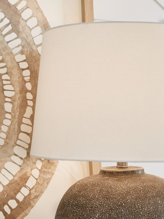 Neavesboro - Antique Brown / White - Metal Table Lamp - Hornell Furniture Outlet