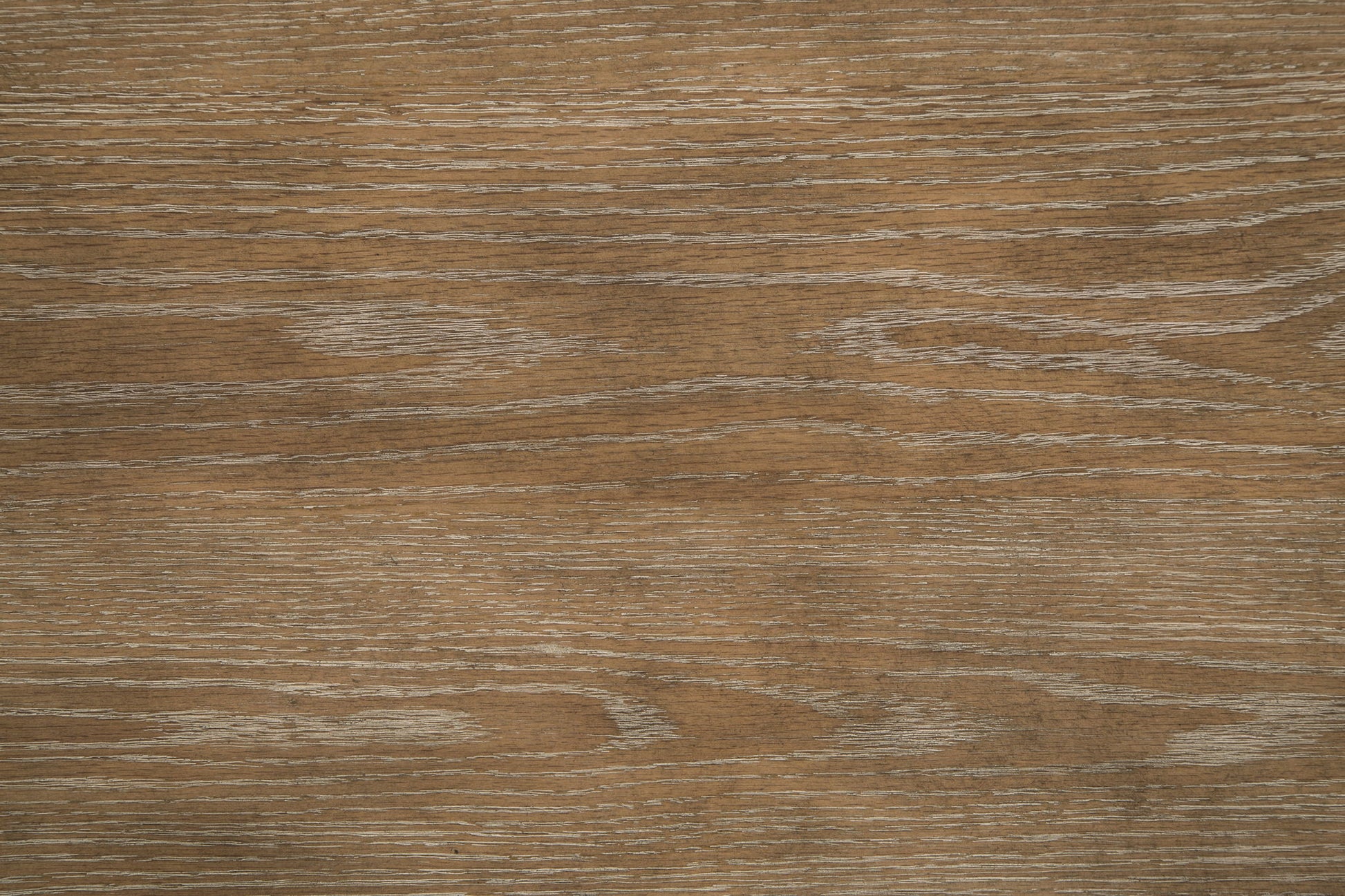 Realyn - White / Brown - Lift Top Cocktail Table - Hornell Furniture Outlet