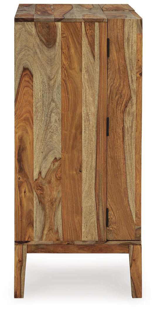 Dressonni - Brown - Bar Cabinet - Hornell Furniture Outlet