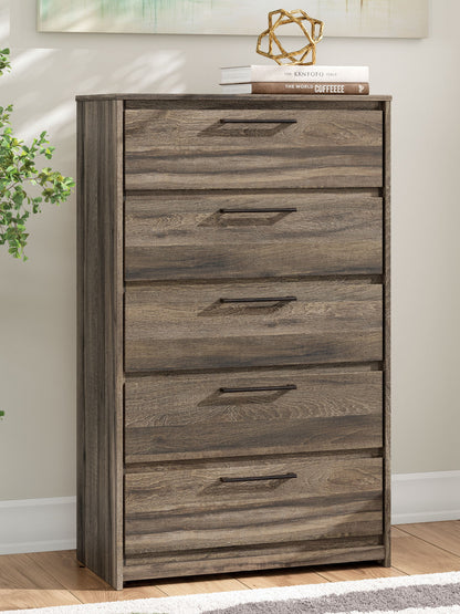 Elbrim - Brown - Five Drawer Chest - Hornell Furniture Outlet