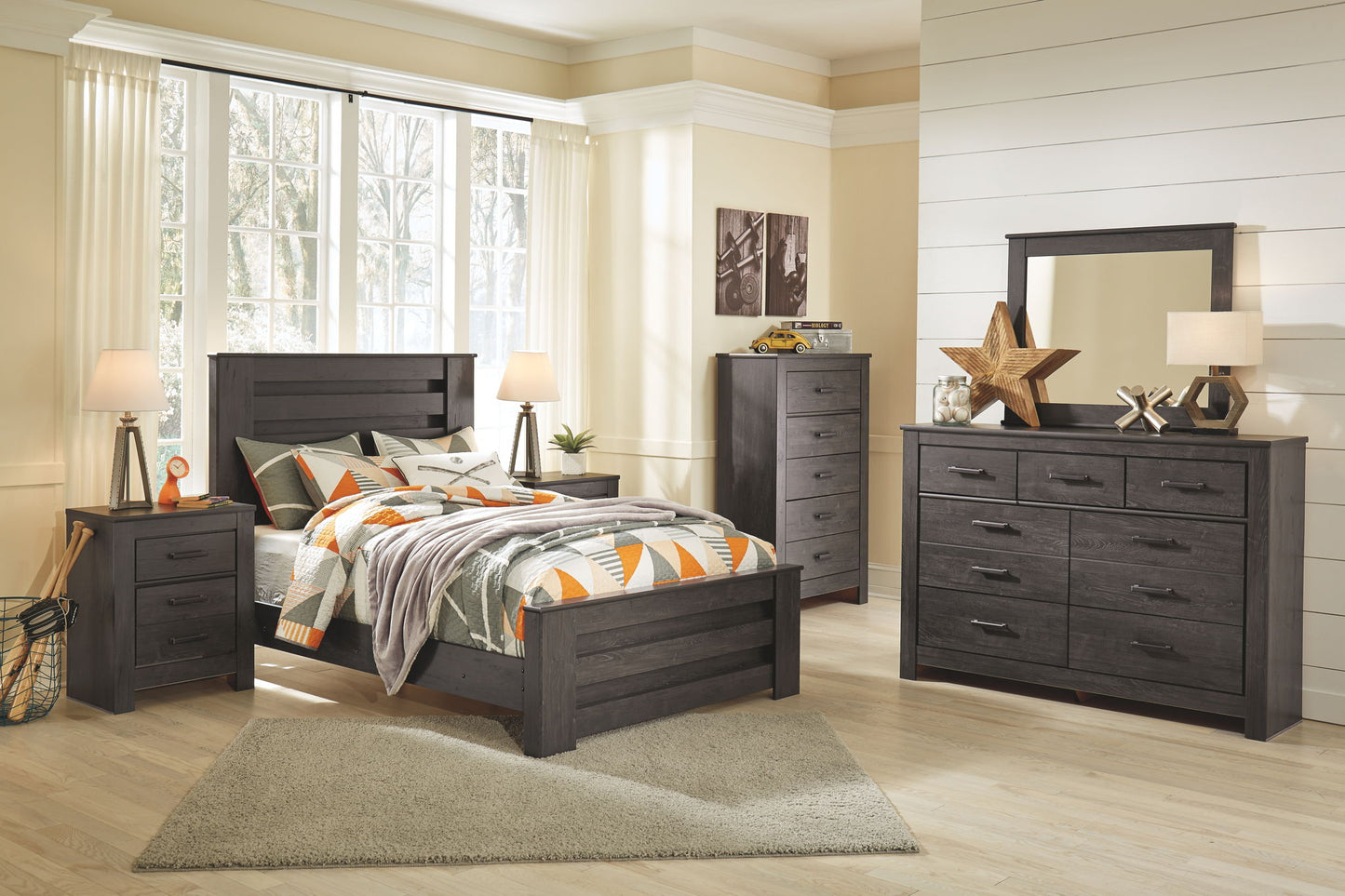 Brinxton - Dresser - Hornell Furniture Outlet