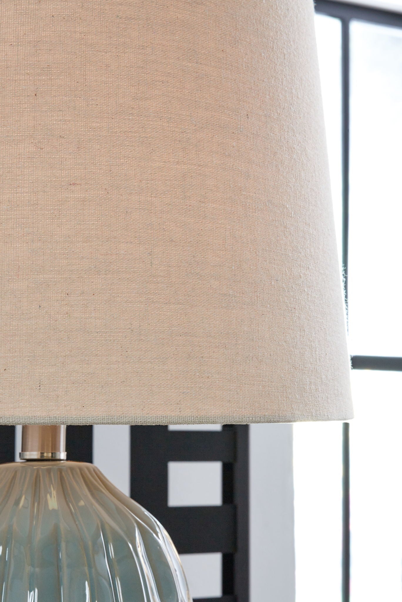 Hadbury - Ceramic Table Lamp (Set of 2) - Hornell Furniture Outlet