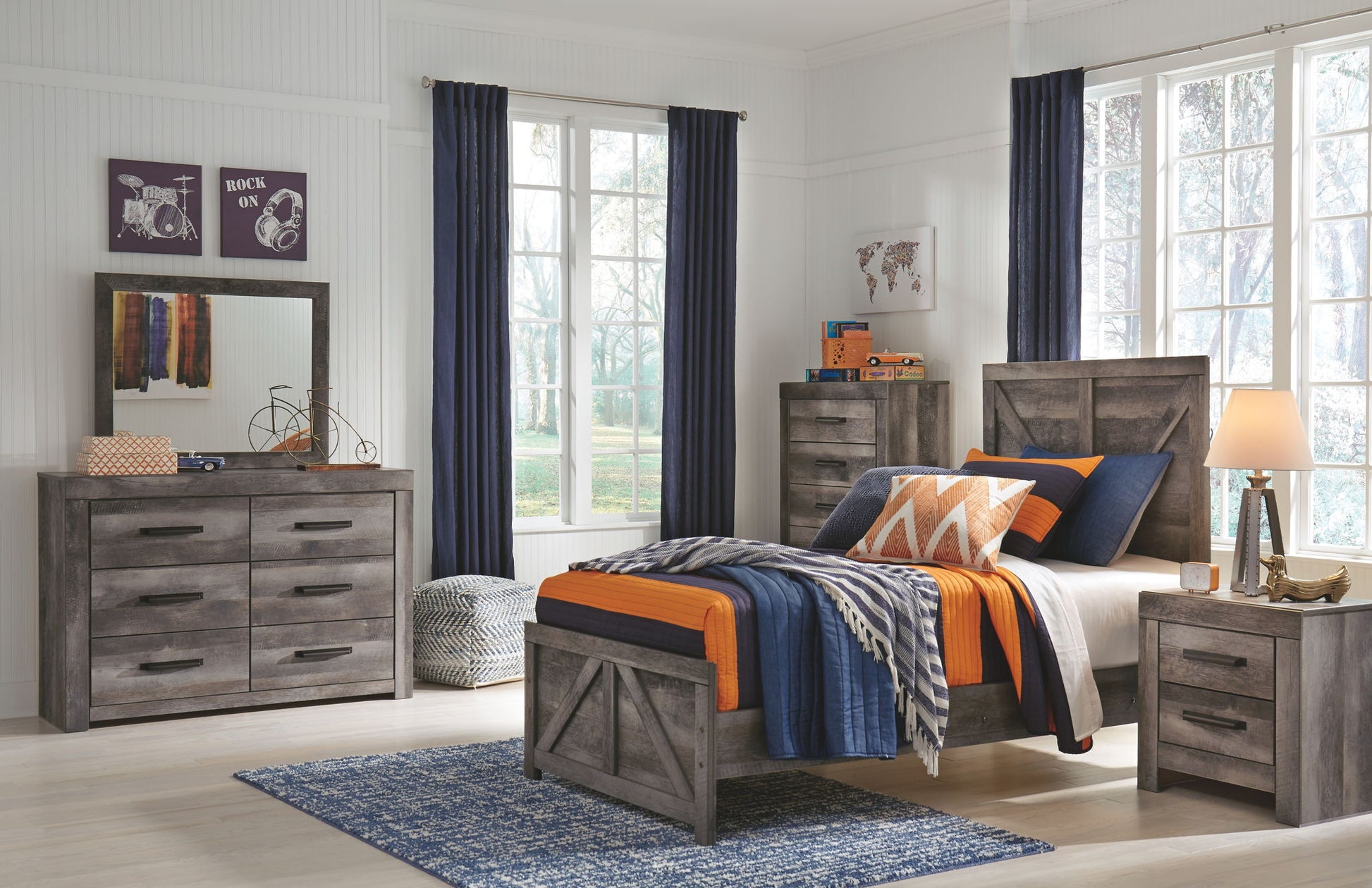 Wynnlow - Crossbuck Panel Bed - Hornell Furniture Outlet