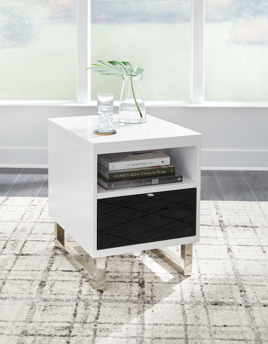 Gardoni - White / Black - Chair Side End Table - Hornell Furniture Outlet