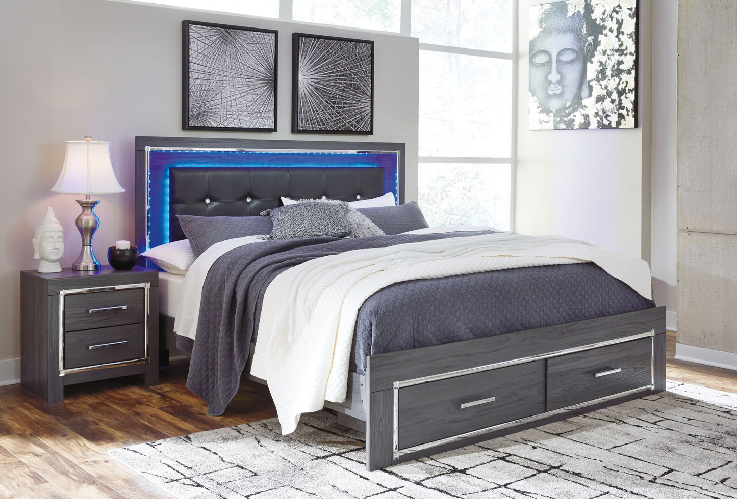 Lodanna - Panel Bed - Hornell Furniture Outlet