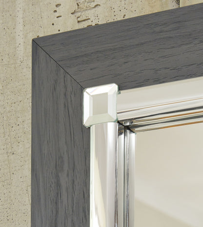 Lodanna - Dresser, Mirror - Hornell Furniture Outlet