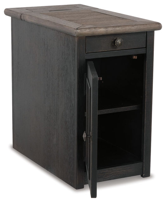 Tyler Creek - Grayish Brown / Black - Chair Side End Table - Hornell Furniture Outlet