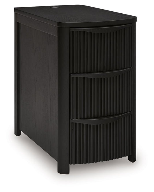 Camdill - Chair Side End Table - Hornell Furniture Outlet