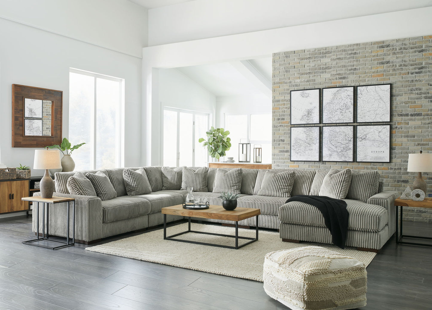 Lindyn - Sectional - Hornell Furniture Outlet