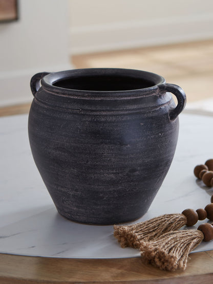 Meadie - 9" Vase - Hornell Furniture Outlet