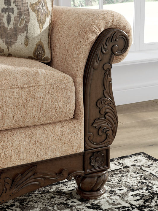 Chelsworth - Golden - Loveseat - Hornell Furniture Outlet