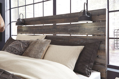 Drystan - Panel Bed - Hornell Furniture Outlet