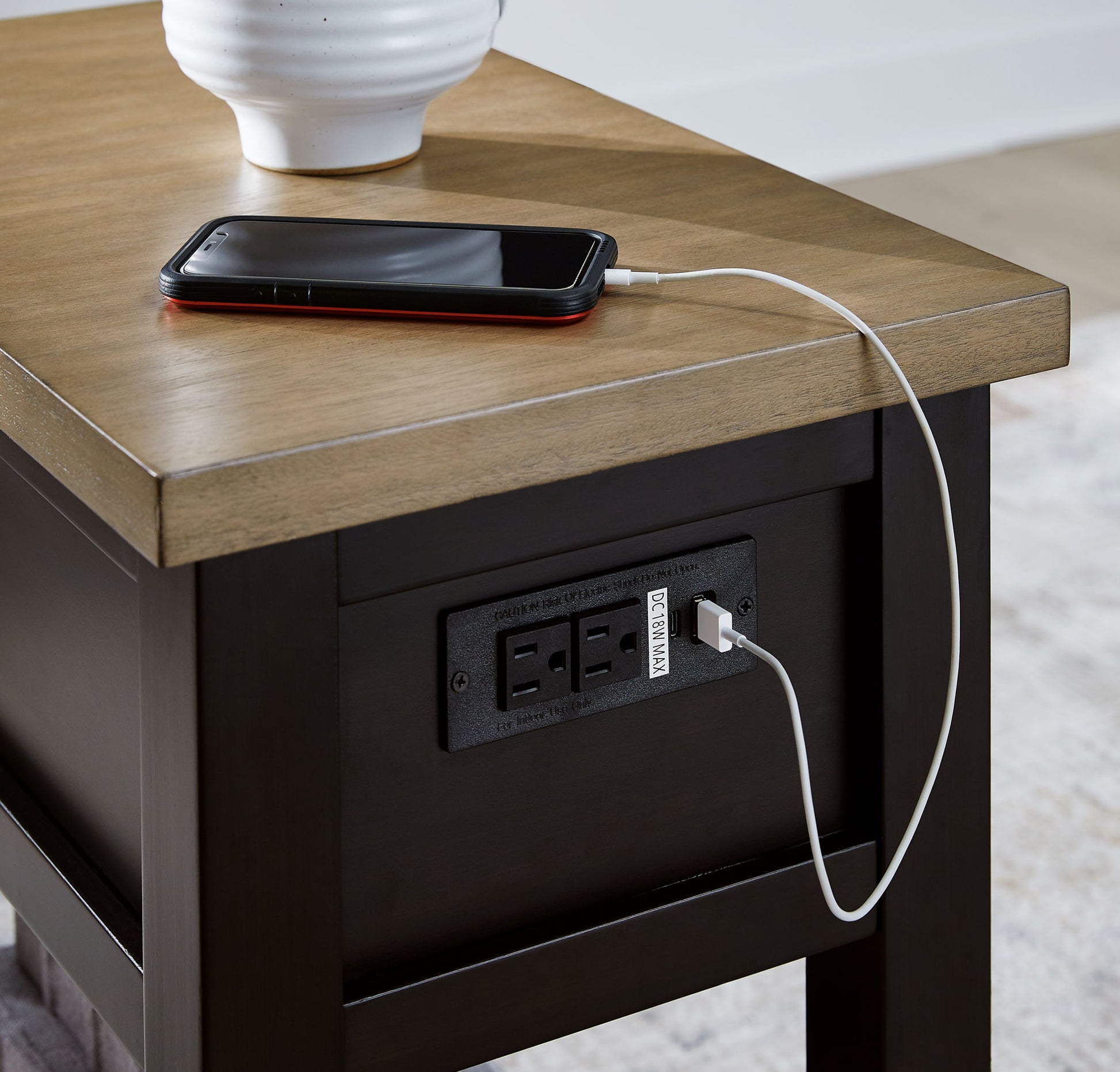 Drazmine - Brown - Chair Side End Table - Hornell Furniture Outlet