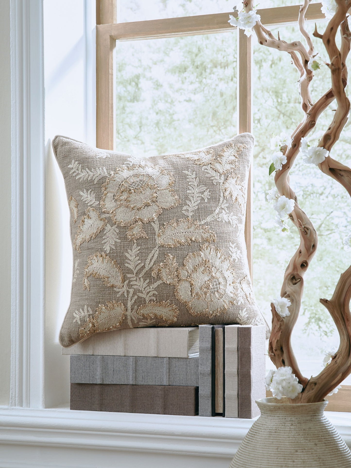 Viveka - Pillow - Hornell Furniture Outlet