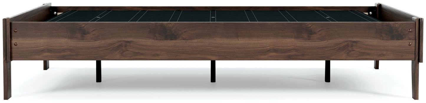 Calverson - Platform Bed - Hornell Furniture Outlet