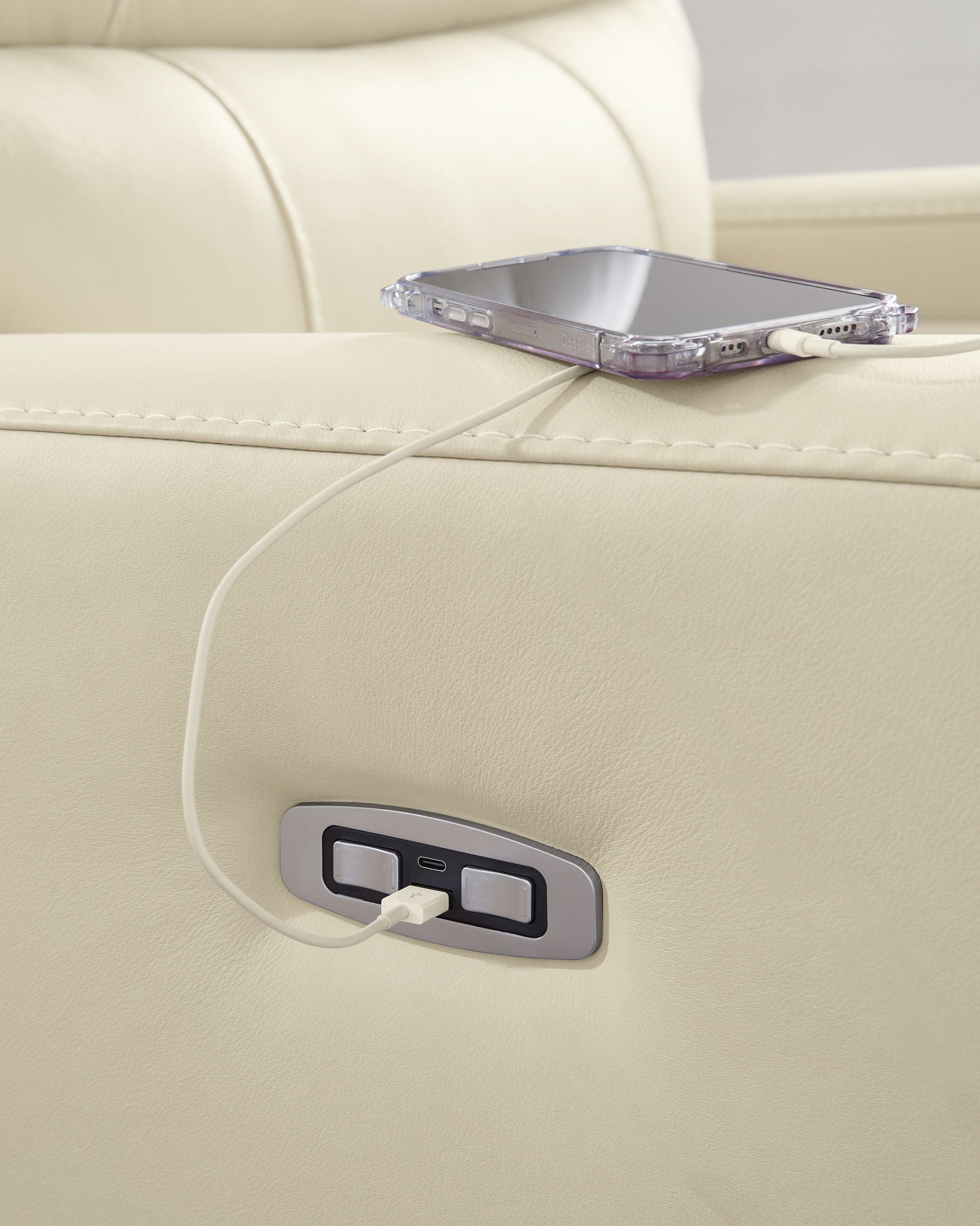 Pennacle Pier - Power Recliner With Adjustable Headrest - Hornell Furniture Outlet