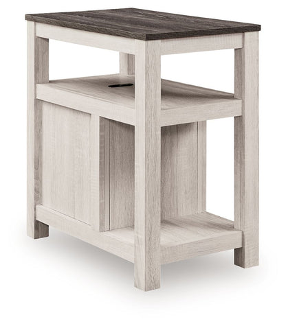 Fendenmore - Chair Side End Table - Hornell Furniture Outlet