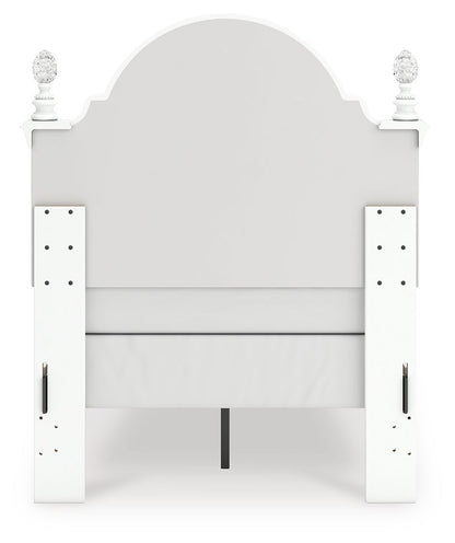 Kozlani - Upholstered Panel Bed - Hornell Furniture Outlet