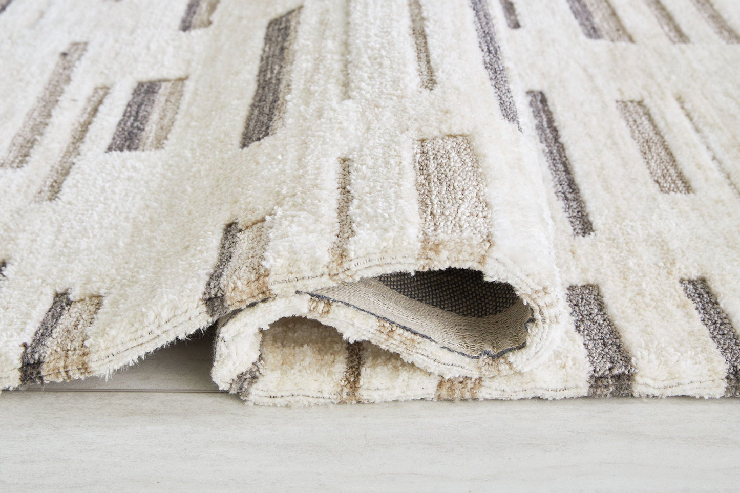 Leesdale - Rug - Hornell Furniture Outlet