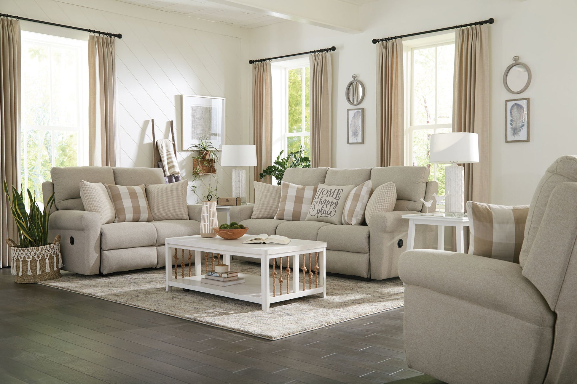 Westport - Power Lay Flat Reclining Loveseat - Hornell Furniture Outlet