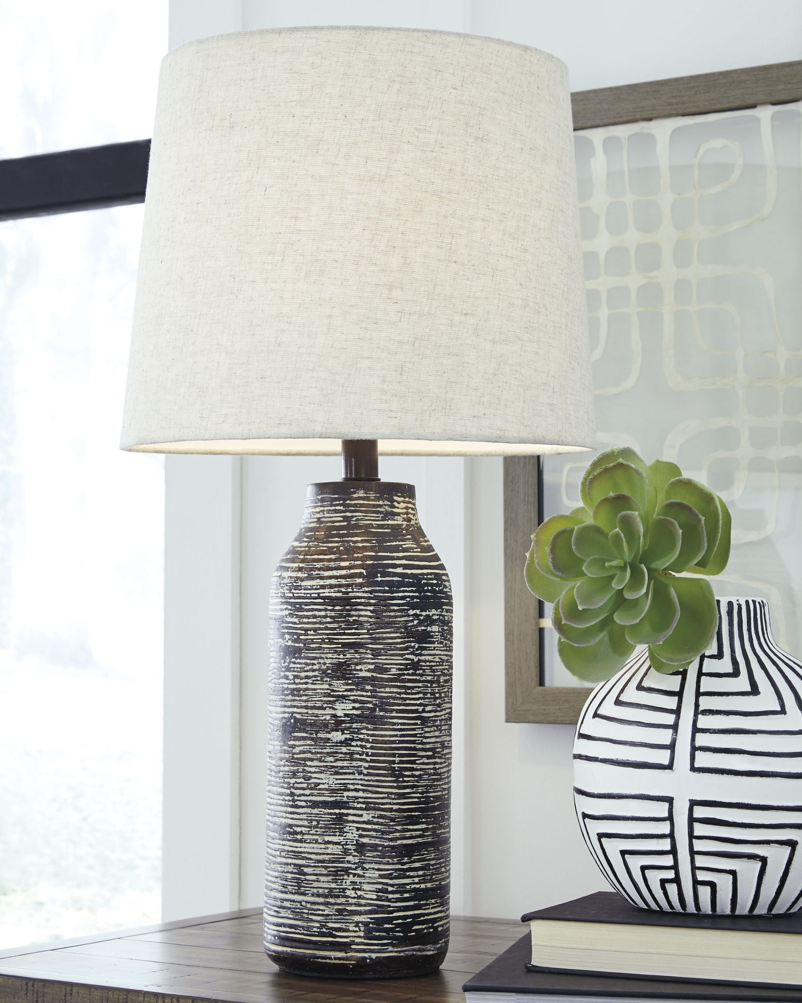 Mahima - Table Lamp - Hornell Furniture Outlet