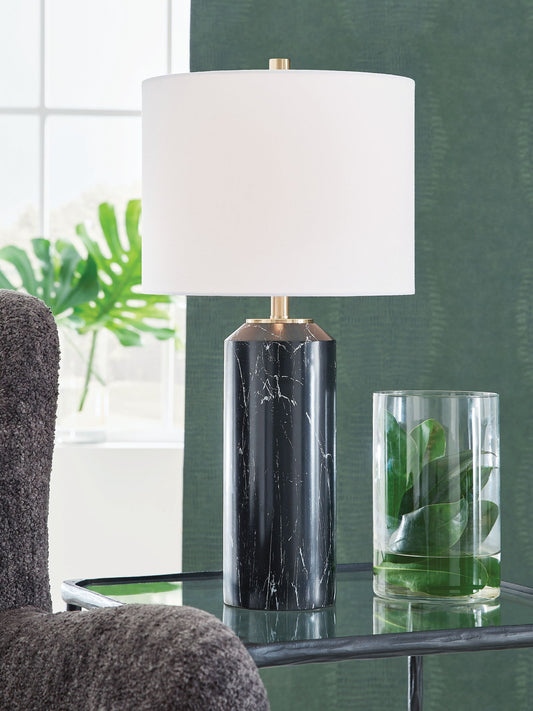 Hanzila - Poly Table Lamp - Black / Gold Finish - Hornell Furniture Outlet