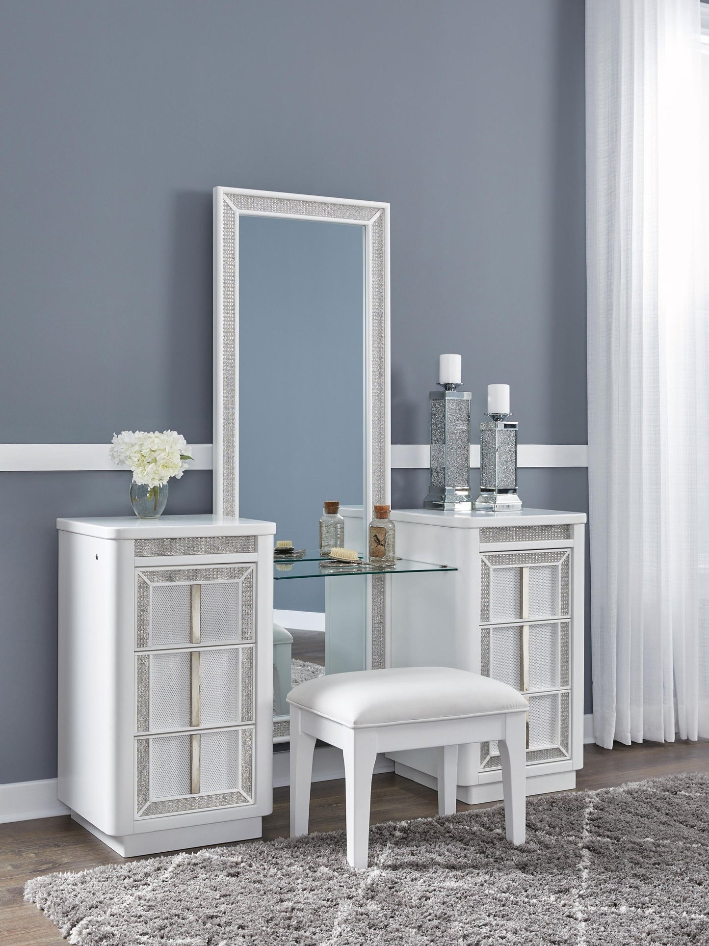 Chalanna - Vanity With Mirror - White - Hornell Furniture Outlet