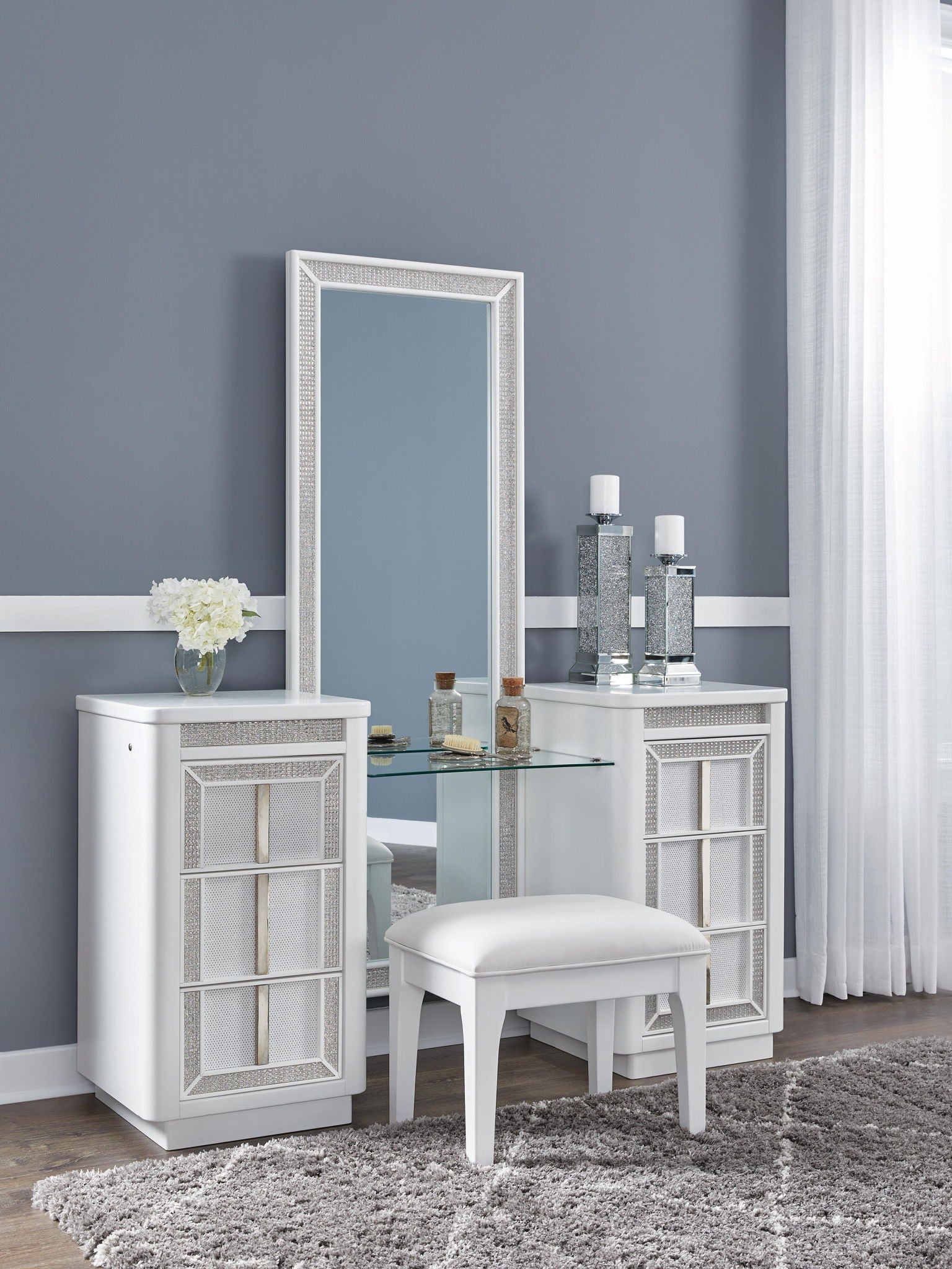 Chalanna - Vanity With Mirror - White - Hornell Furniture Outlet