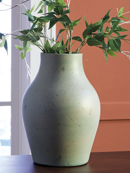 Baychester - Vase - Hornell Furniture Outlet