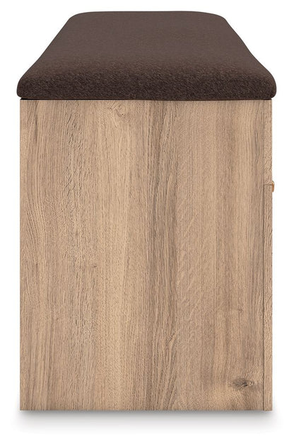 Kinlanni - Bedroom Upholstered Storage Bench - Tan / Brown - Hornell Furniture Outlet