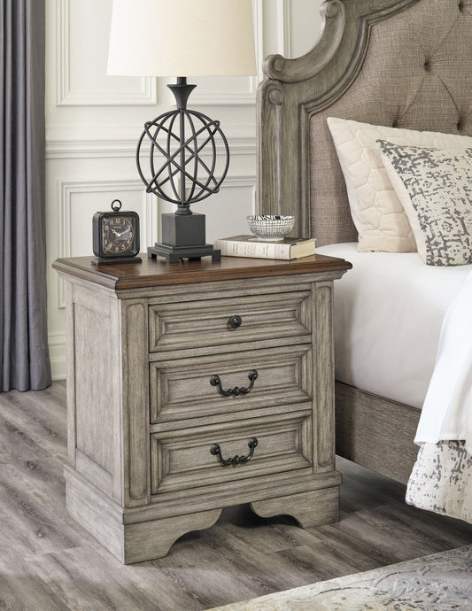 Lodenbay - Antique Gray - Three Drawer Night Stand - Hornell Furniture Outlet