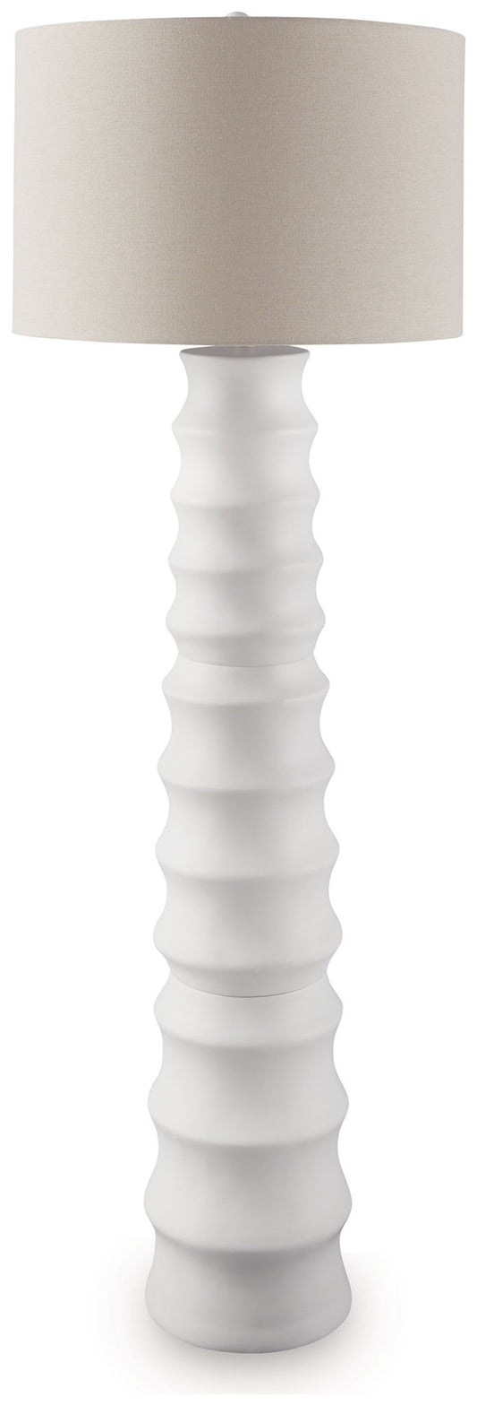 Veraleigh - Poly Lamp - Hornell Furniture Outlet