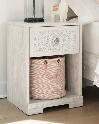 Paxberry - One Drawer Night Stand - Whitewash - Hornell Furniture Outlet