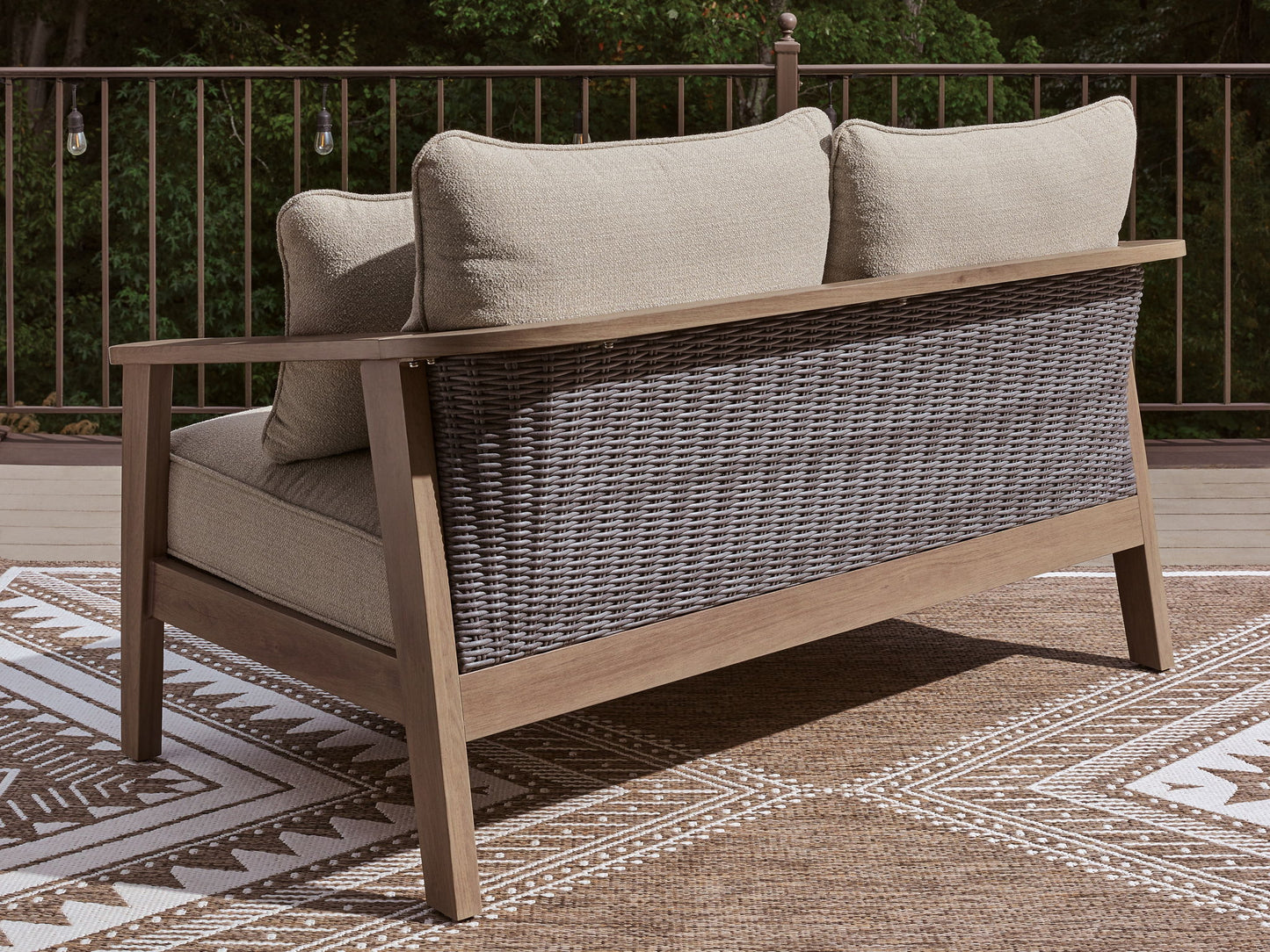 Harmony Headlands - Loveseat With Cushion - Natural / Gray - Hornell Furniture Outlet