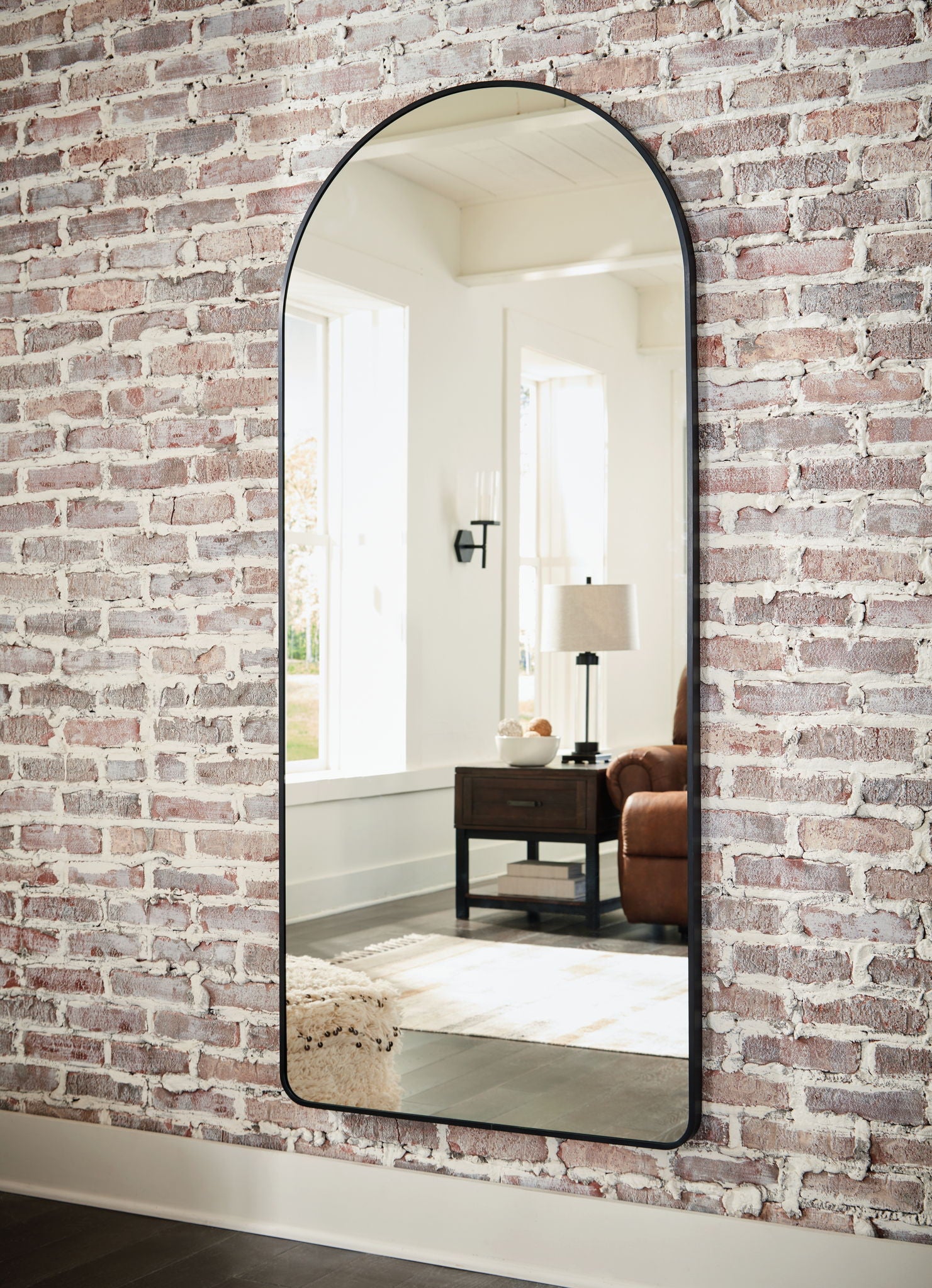 Sethall - Black - Floor Mirror - Hornell Furniture Outlet