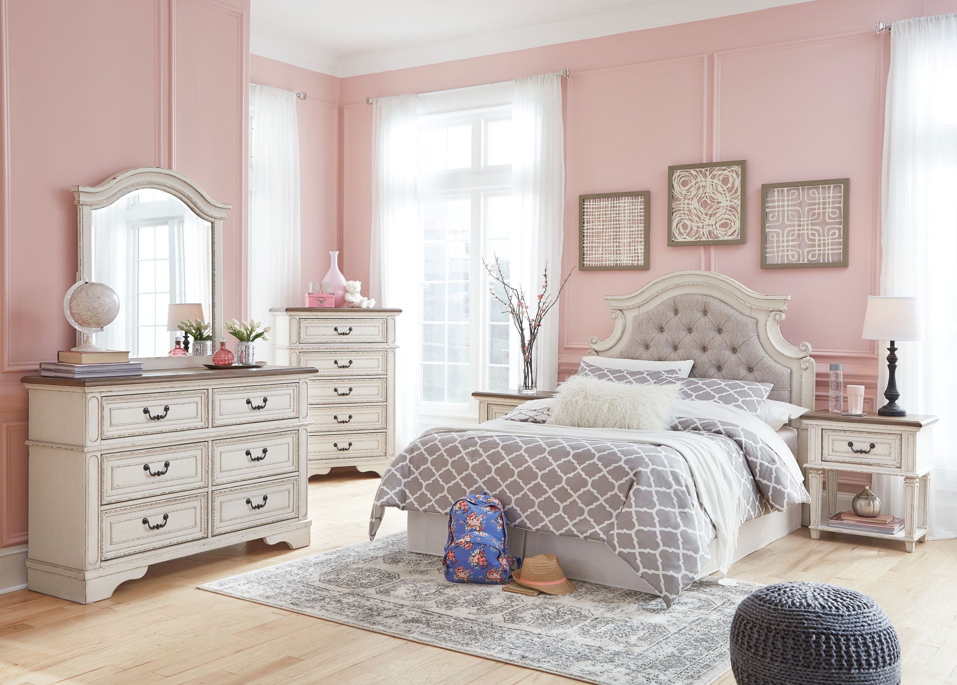 Realyn - Dresser, Mirror - Hornell Furniture Outlet