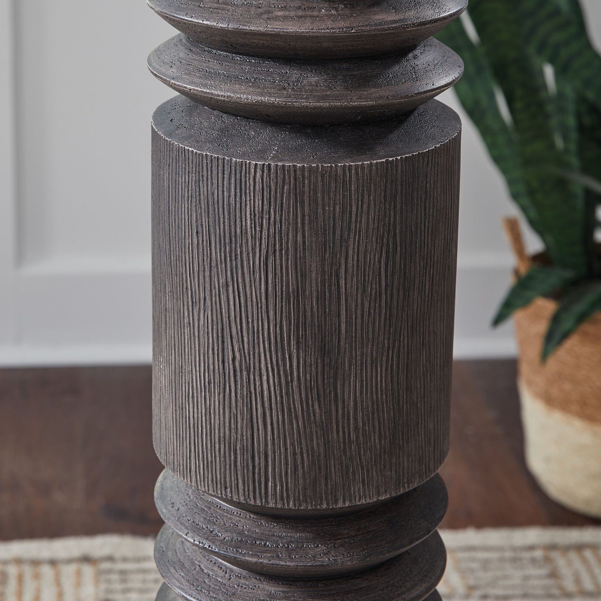 Fainwell - Distressed Black - Poly Floor Lamp - Hornell Furniture Outlet
