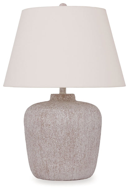 Danry - Distressed Cream - Metal Table Lamp - Hornell Furniture Outlet