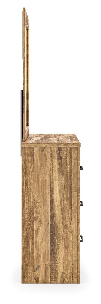 Maystonna - Six Drawer Dresser - Hornell Furniture Outlet