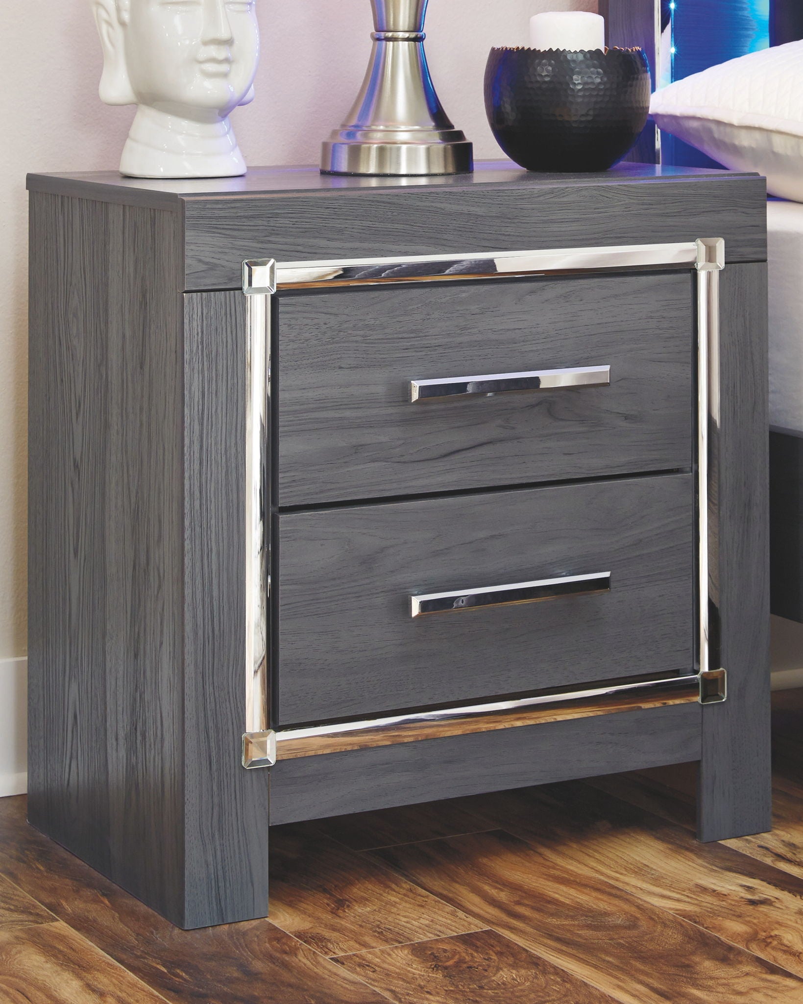 Lodanna - Youth Panel Bedroom Set - Hornell Furniture Outlet