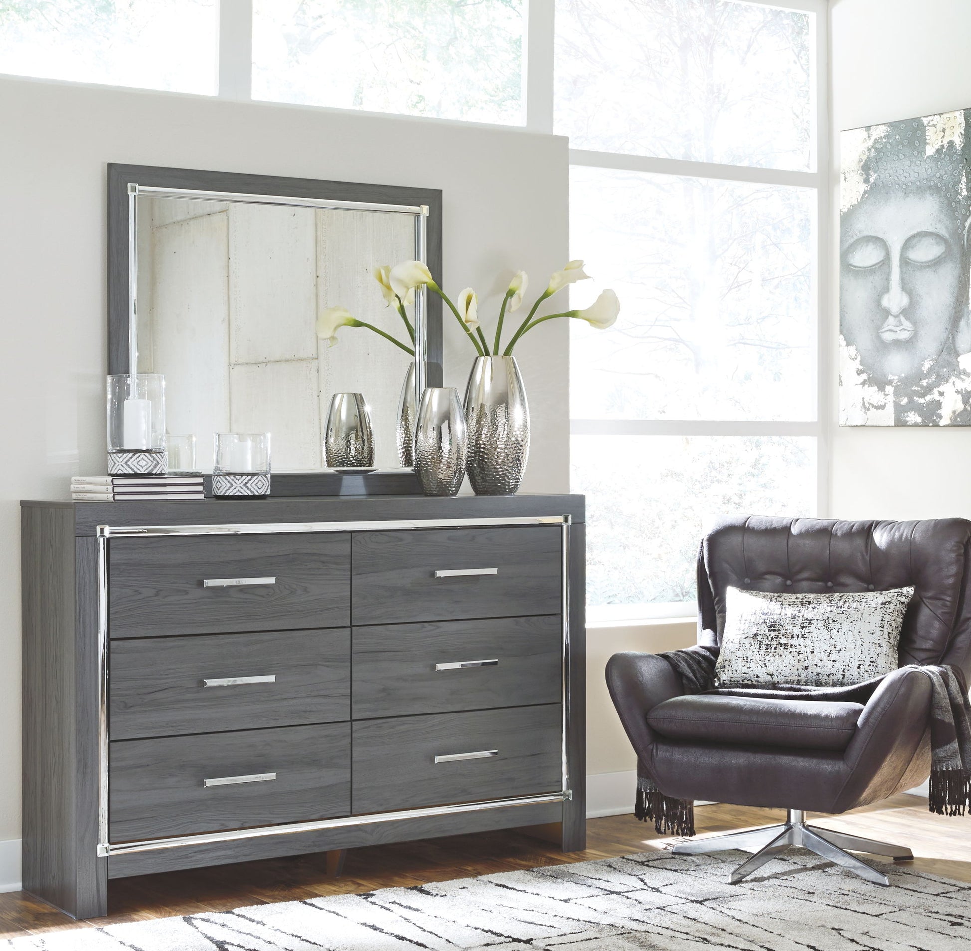 Lodanna - Dresser, Mirror - Hornell Furniture Outlet