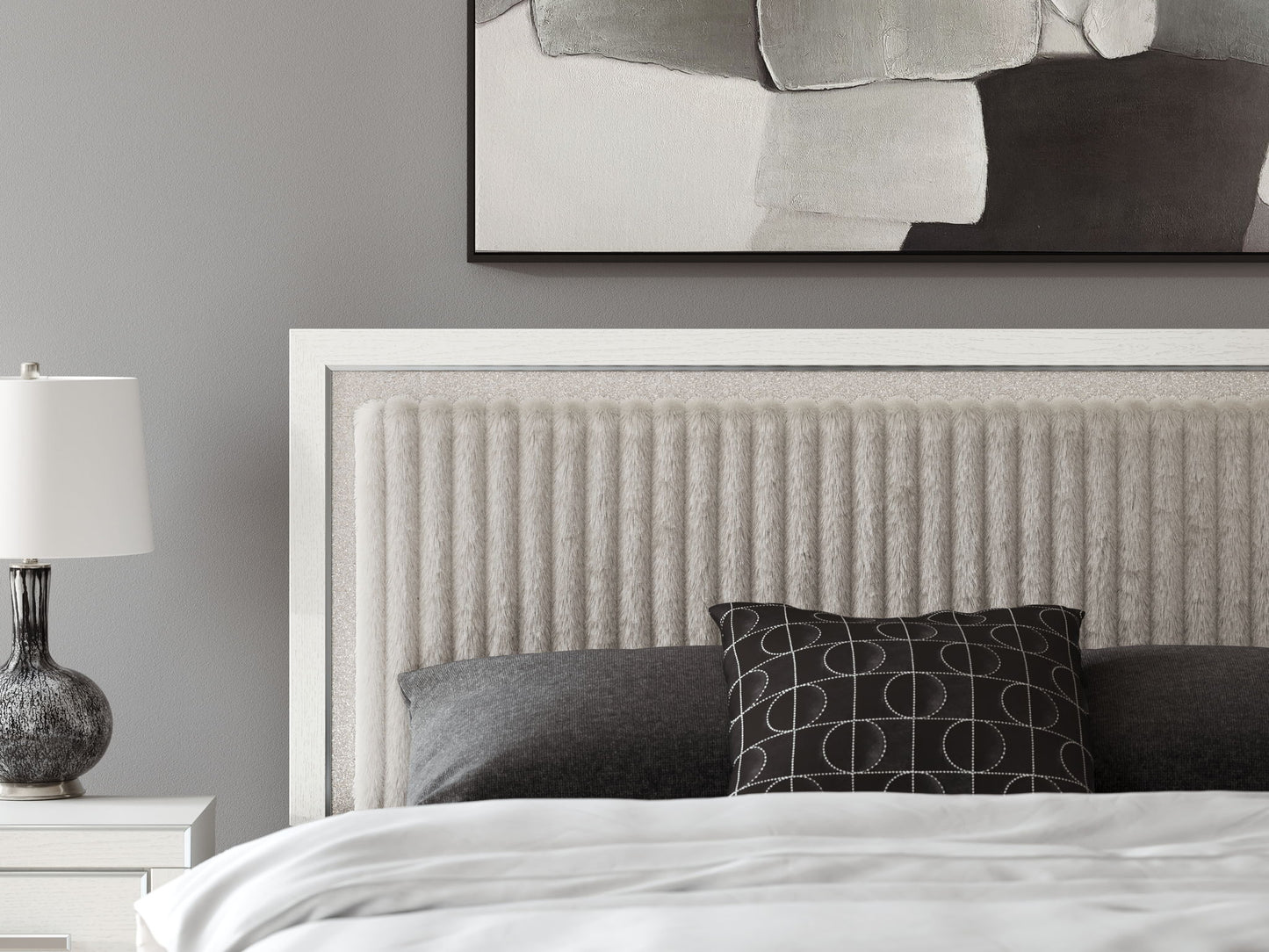 Zuraleus - Upholstered Panel Platform Storage Bed - Hornell Furniture Outlet
