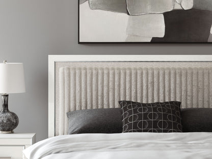 Zuraleus - Upholstered Panel Platform Storage Bed - Hornell Furniture Outlet