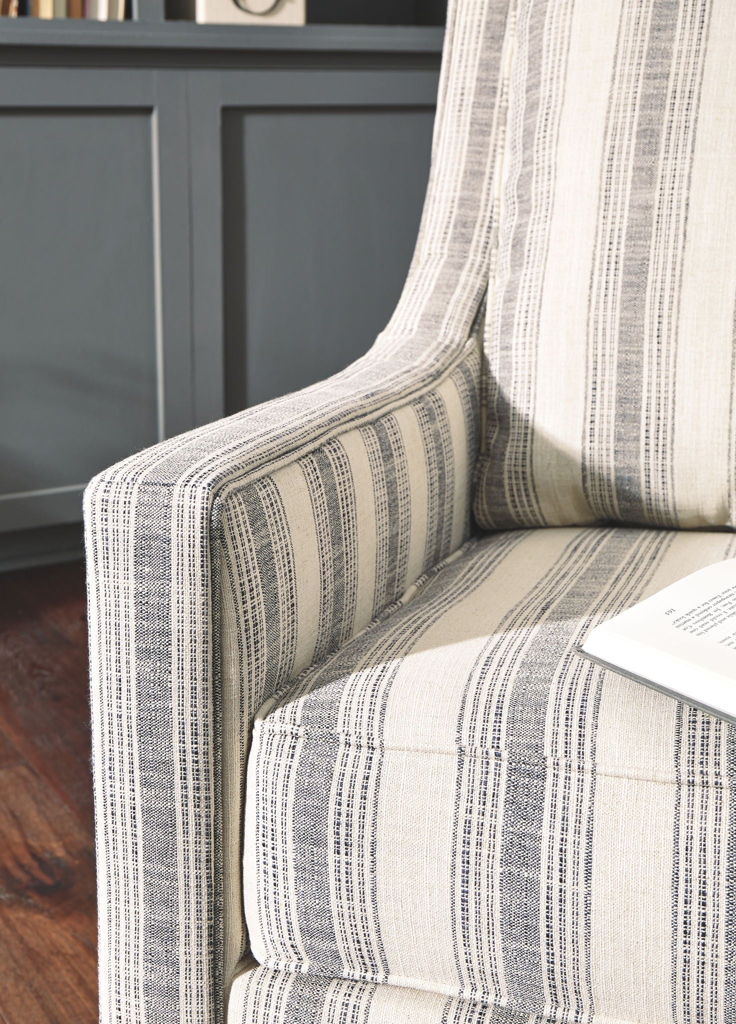 Kambria - Swivel Glider Accent Chair - Hornell Furniture Outlet