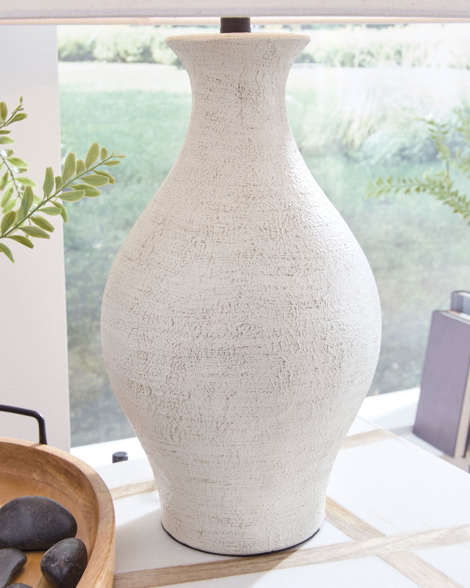 Ashbend - Ceramic Table Lamp - Antique White - Hornell Furniture Outlet