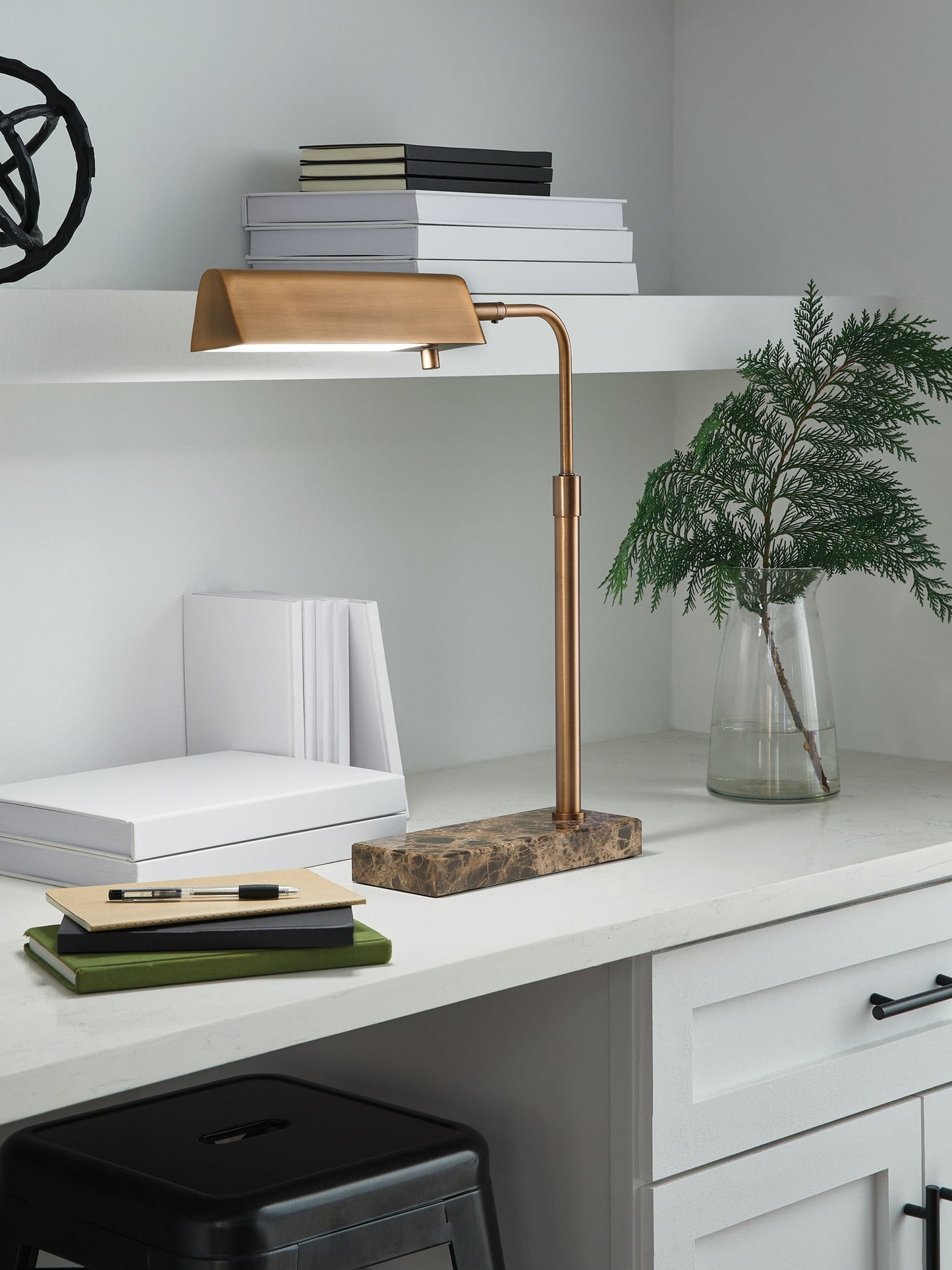 Yafe - Metal Lamp - Hornell Furniture Outlet