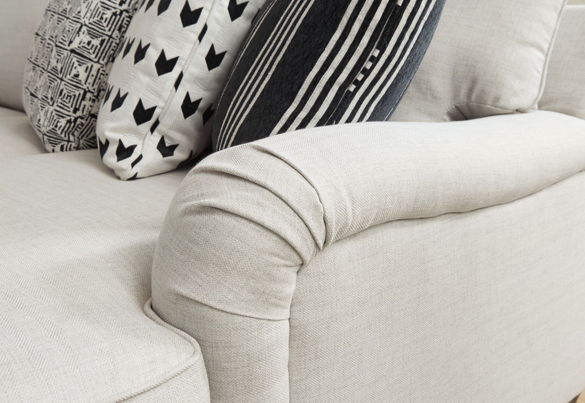 Huntsworth - Sectional - Hornell Furniture Outlet