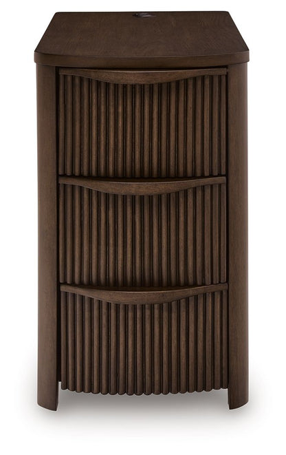Camdill - Chair Side End Table - Hornell Furniture Outlet