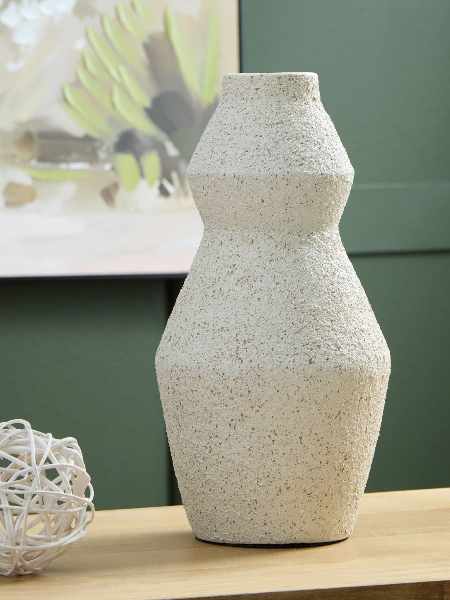 Dawthorne - Vase - Hornell Furniture Outlet