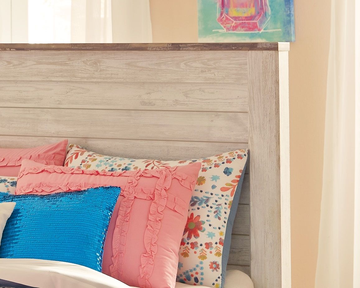 Willowton - Panel Bed - Hornell Furniture Outlet